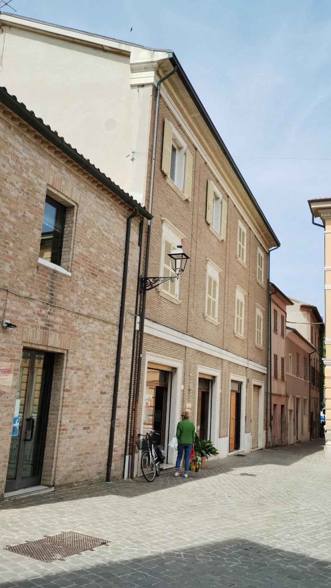Palazzo Cavalletti - Appartamenti Nel Cuore Di Senigallia Bagian luar foto