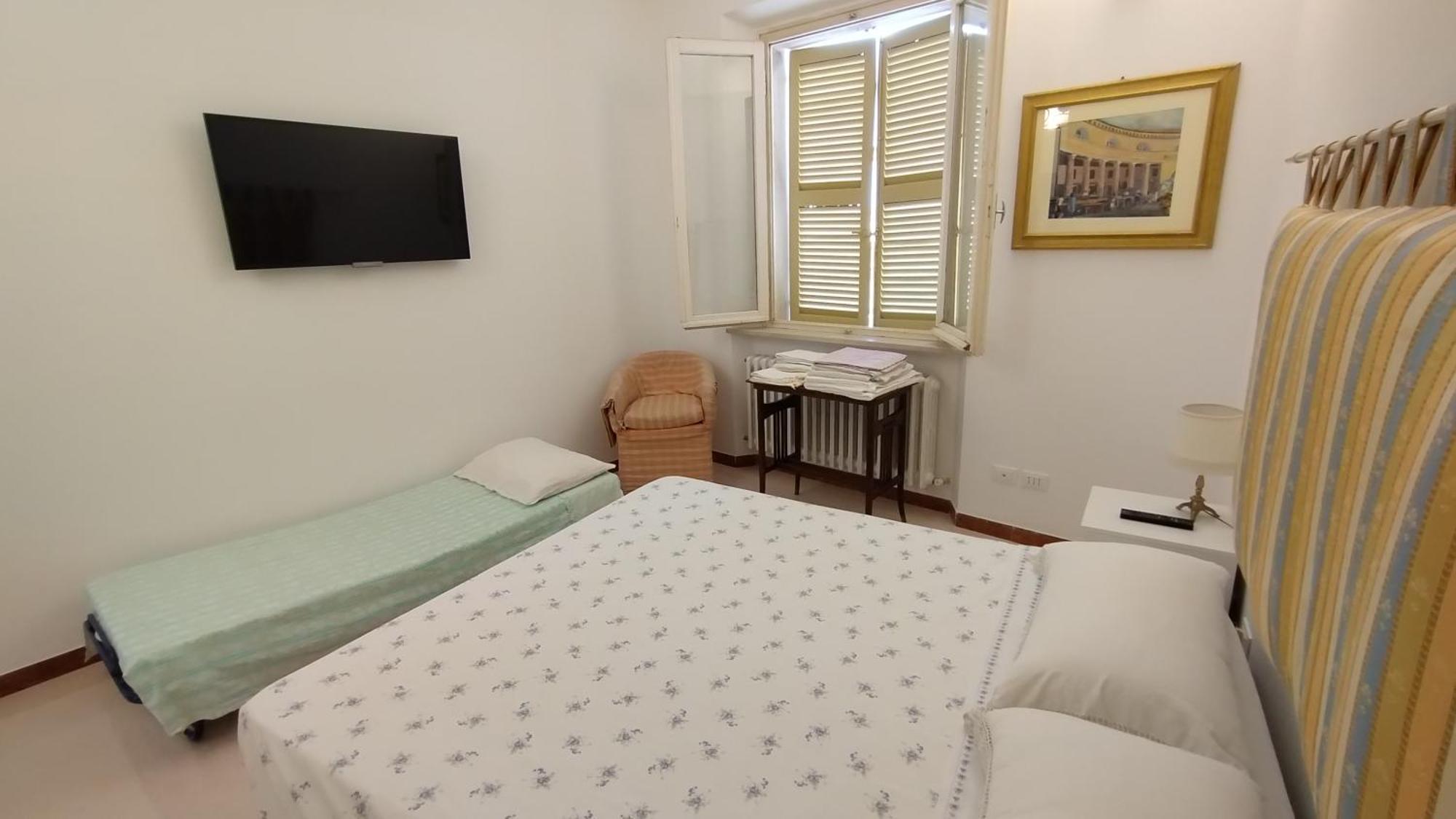 Palazzo Cavalletti - Appartamenti Nel Cuore Di Senigallia Bagian luar foto