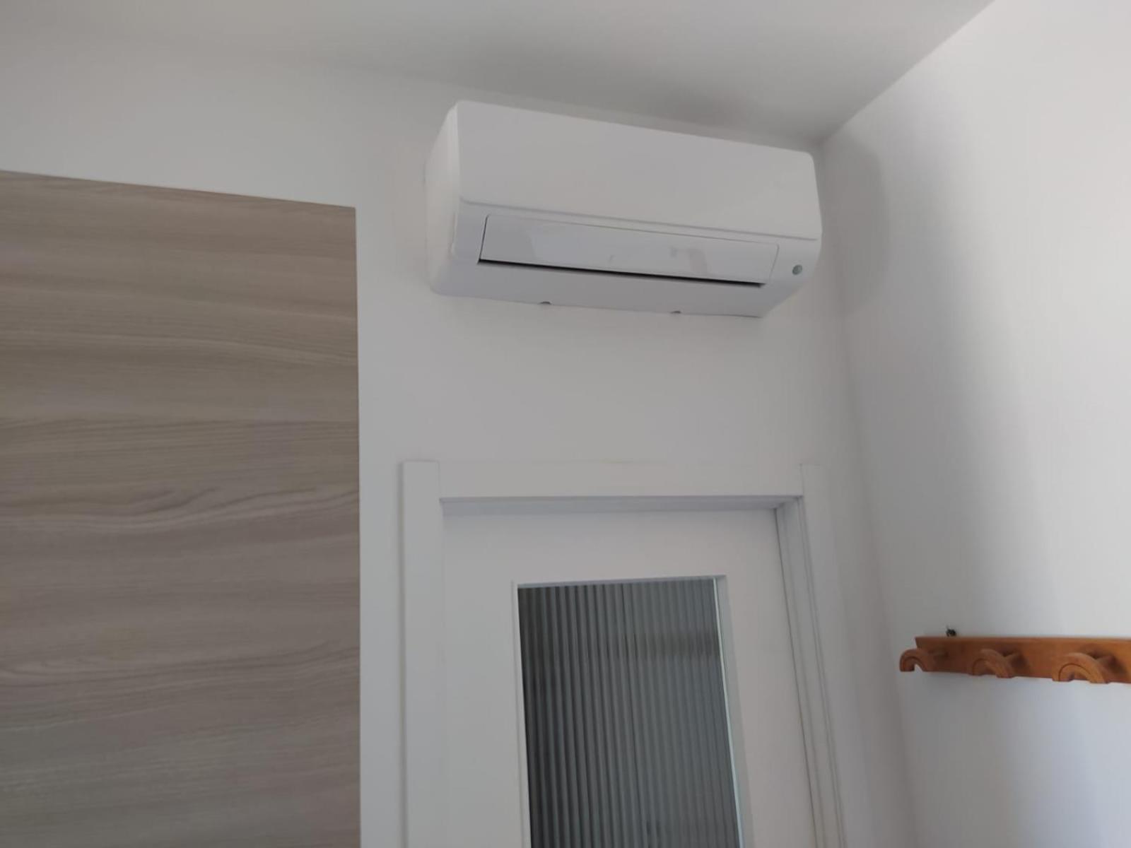 Palazzo Cavalletti - Appartamenti Nel Cuore Di Senigallia Bagian luar foto
